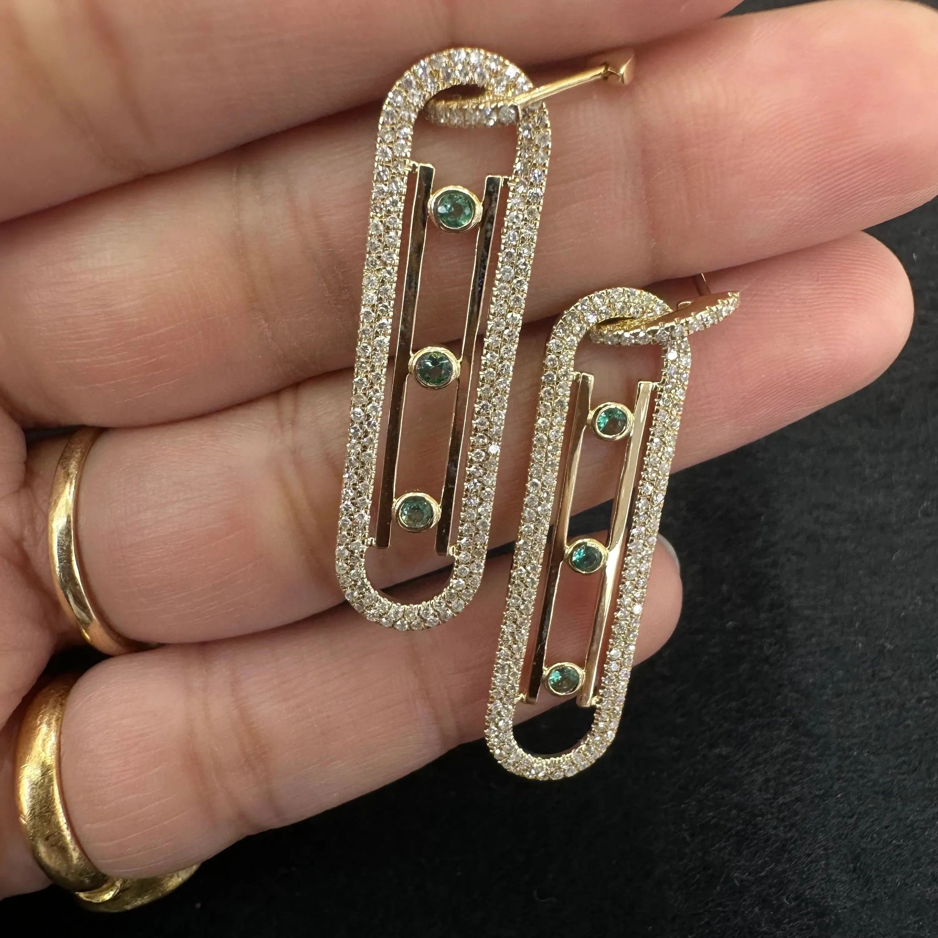 Diamond & Emerald Vertical Bar Earring 12mm