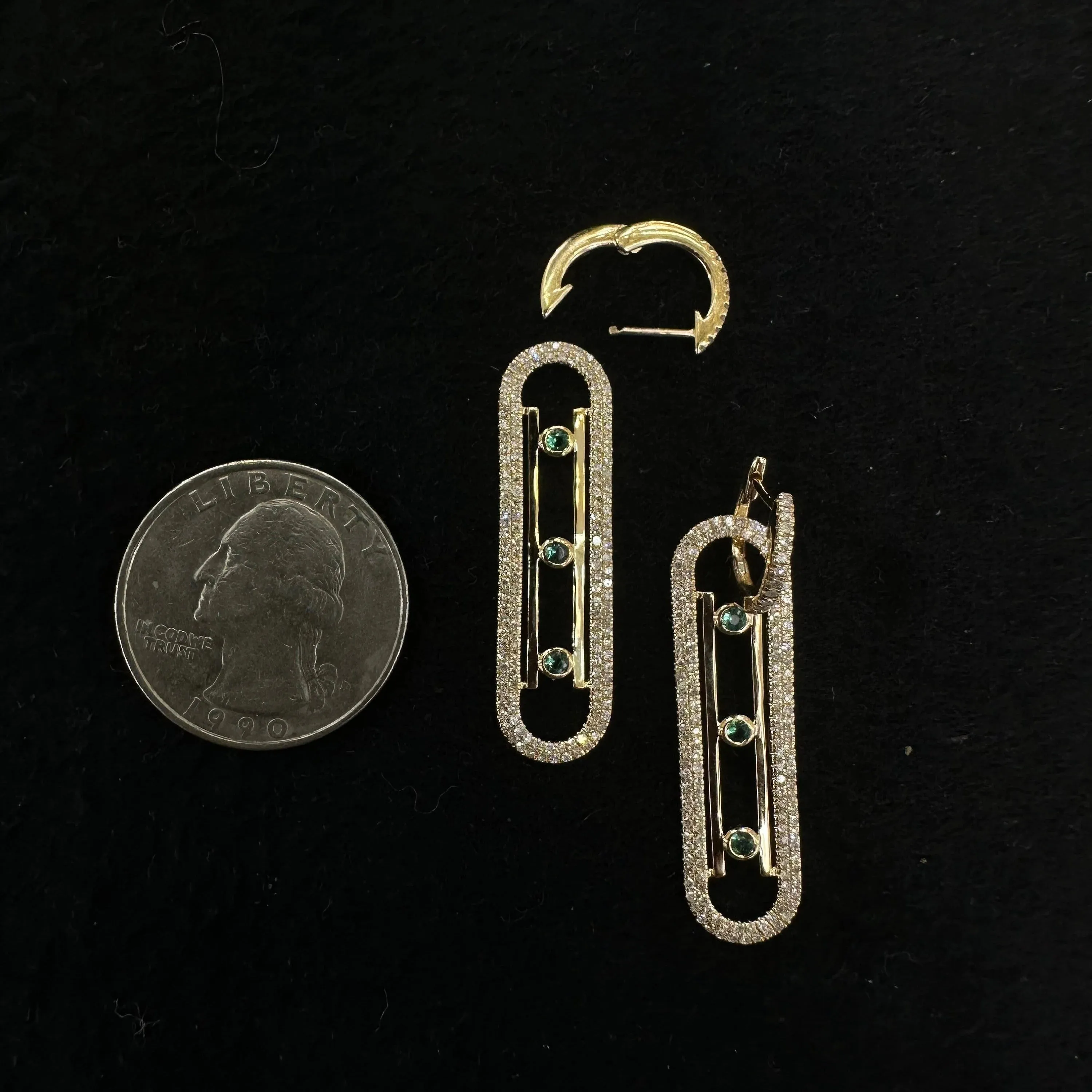Diamond & Emerald Vertical Bar Earring 12mm