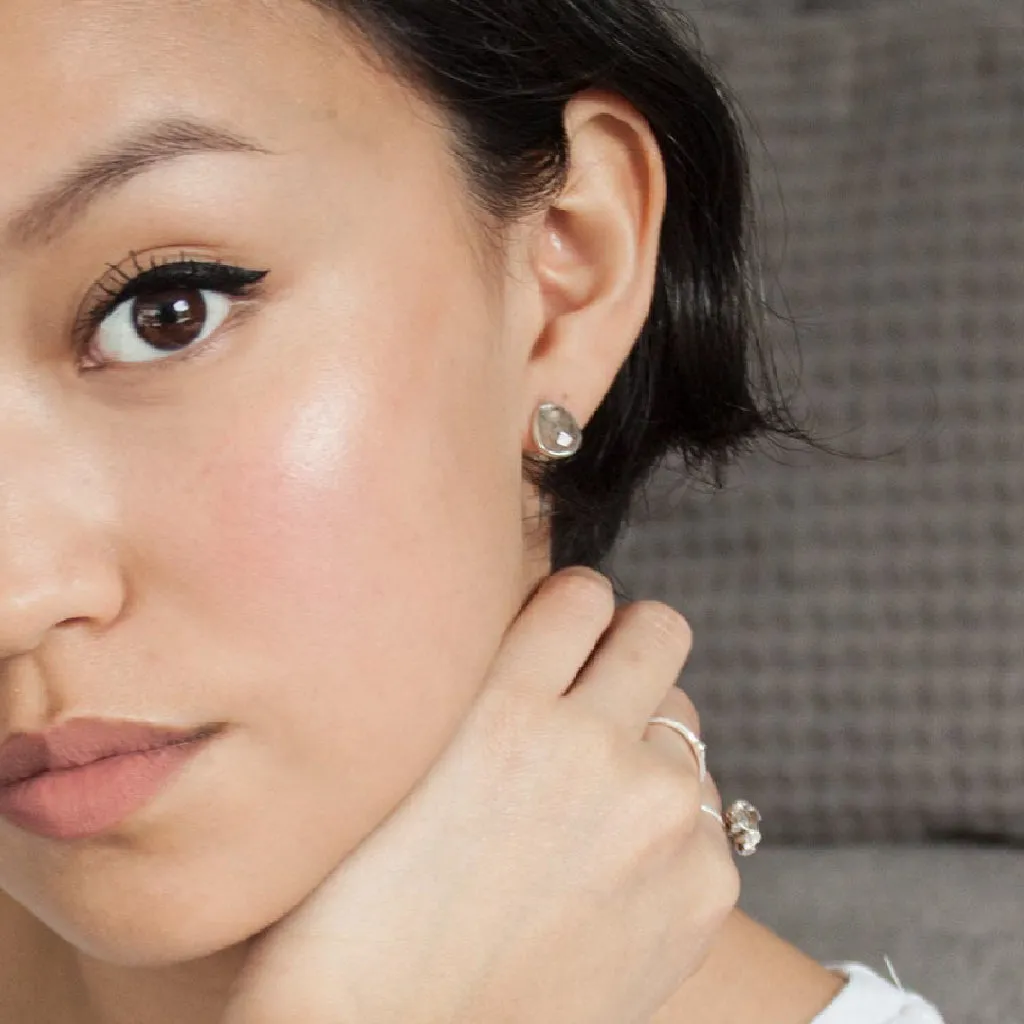 Ha tha Small Stud Earrings