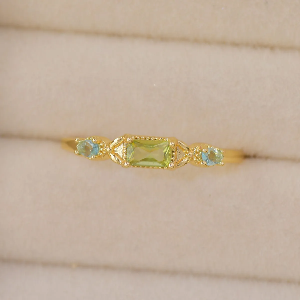 Lorna Peridot Ring