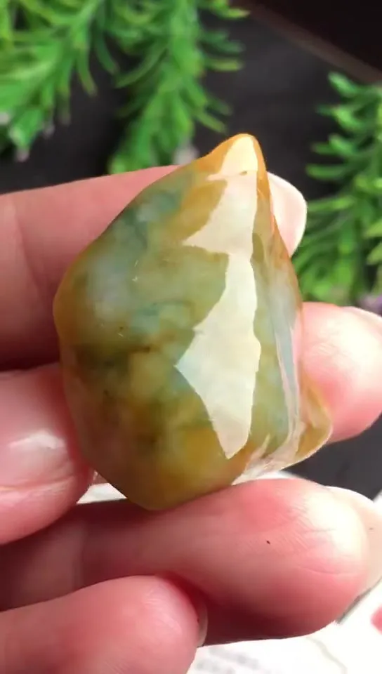 Natural Jade Rough Jadeite Raw (15g,2.9x2.3x1.5cm)-V2481
