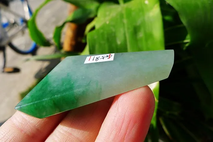 Natural Jade Rough Jadeite Raw (20g,5.6X3.3X0.55cm)