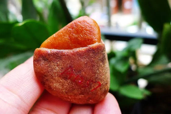 Natural Jade Rough Jadeite Raw (39g,4.1X3.3X1.8cm)