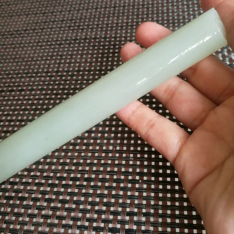 Natural Kunlun Jade Rough Nephrite Raw (132g, 15X1.9cm)