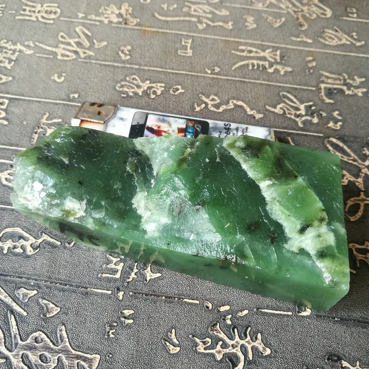 Natural Kunlun Jade Rough Nephrite Raw (281g, 11X4.5X2.5cm)