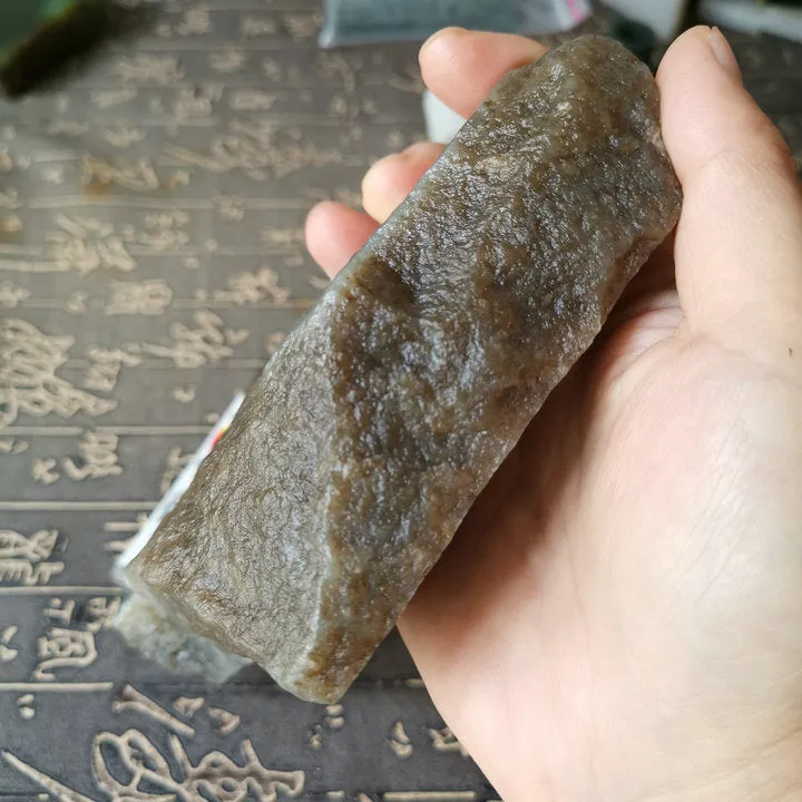 Natural Kunlun Jade Rough Nephrite Raw (714g, 14X8X3cm)