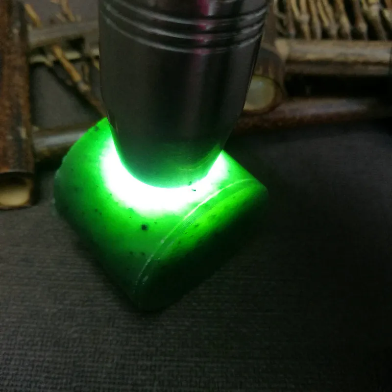 Natural Kunlun Jade Rough Nephrite Raw (83g,2.8X3.5cm)