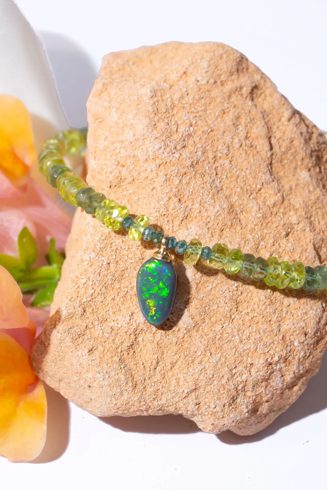 Necklace Gemstone Opal Willow Green