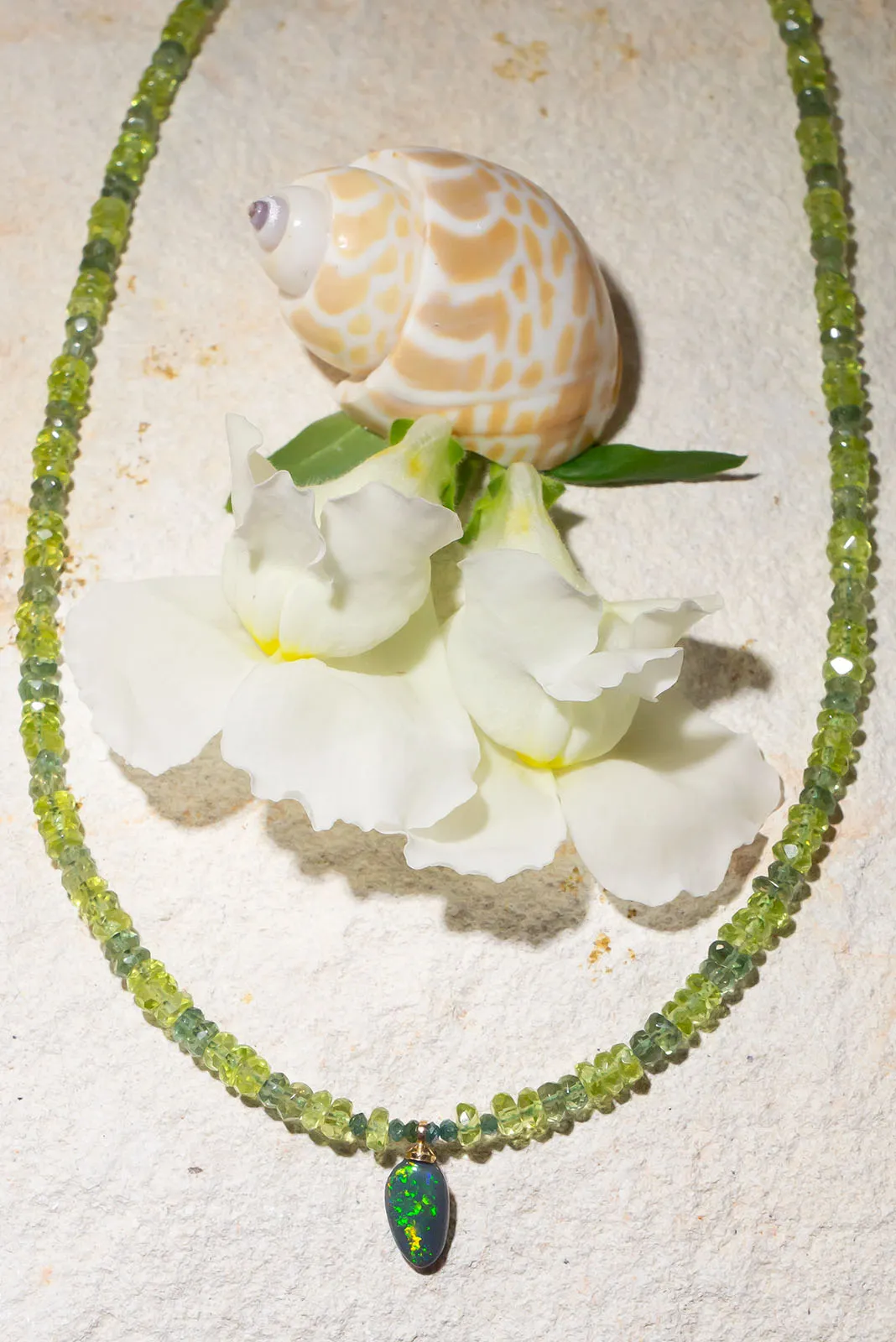 Necklace Gemstone Opal Willow Green
