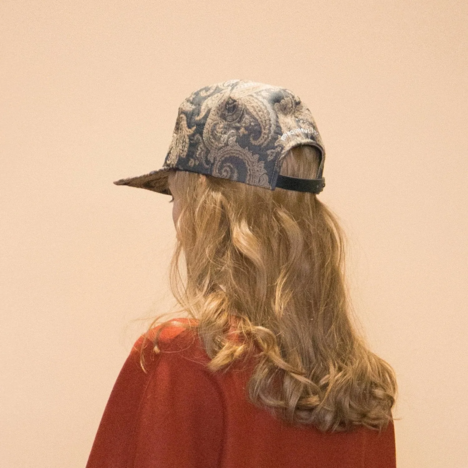 WM06-AC232064 PAISLEY PATTERN JACQUARD CAP