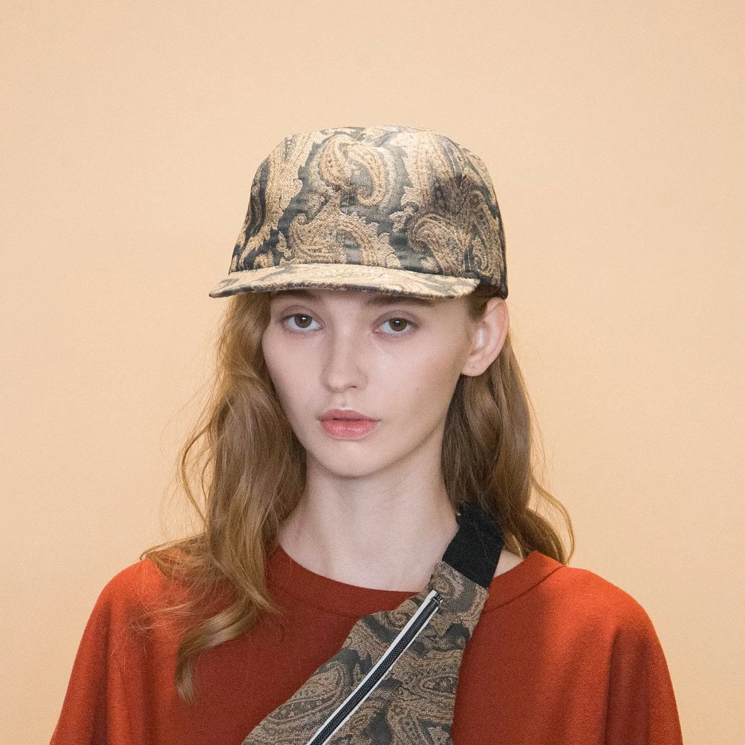 WM06-AC232064 PAISLEY PATTERN JACQUARD CAP